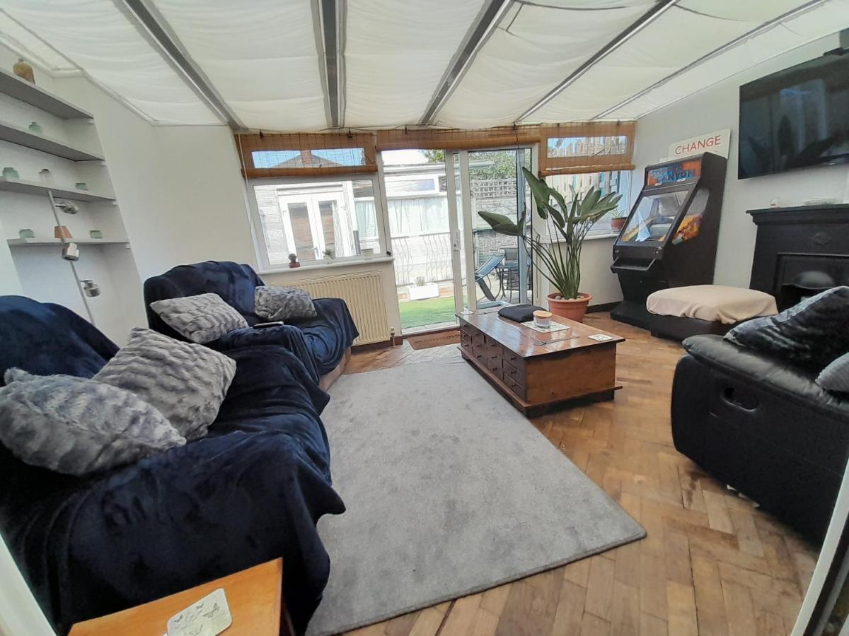 The Homestay Get Away Margate Exterior photo